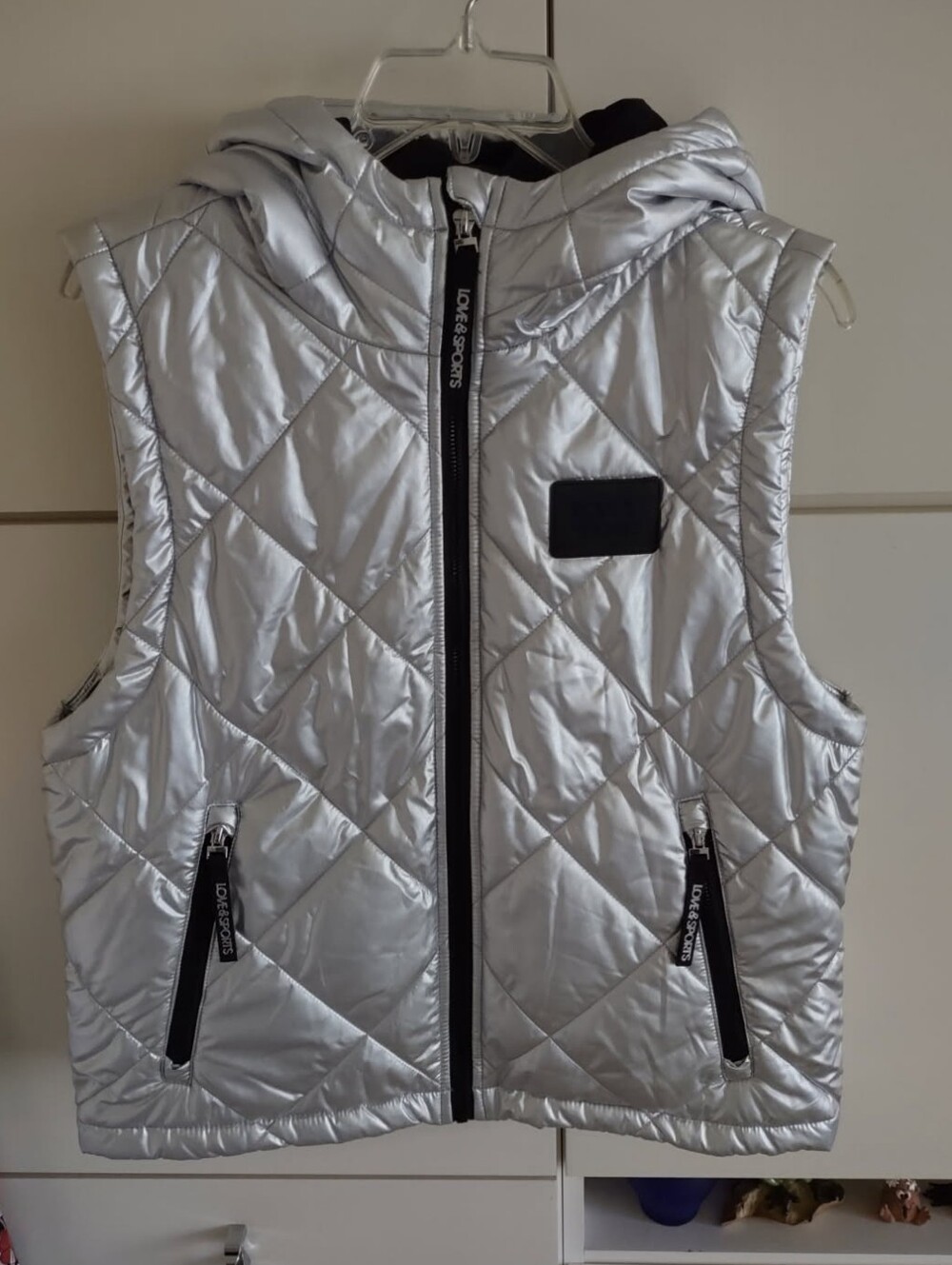 Love & Sports Women's Silver Quilted Hooded Puffer Vest